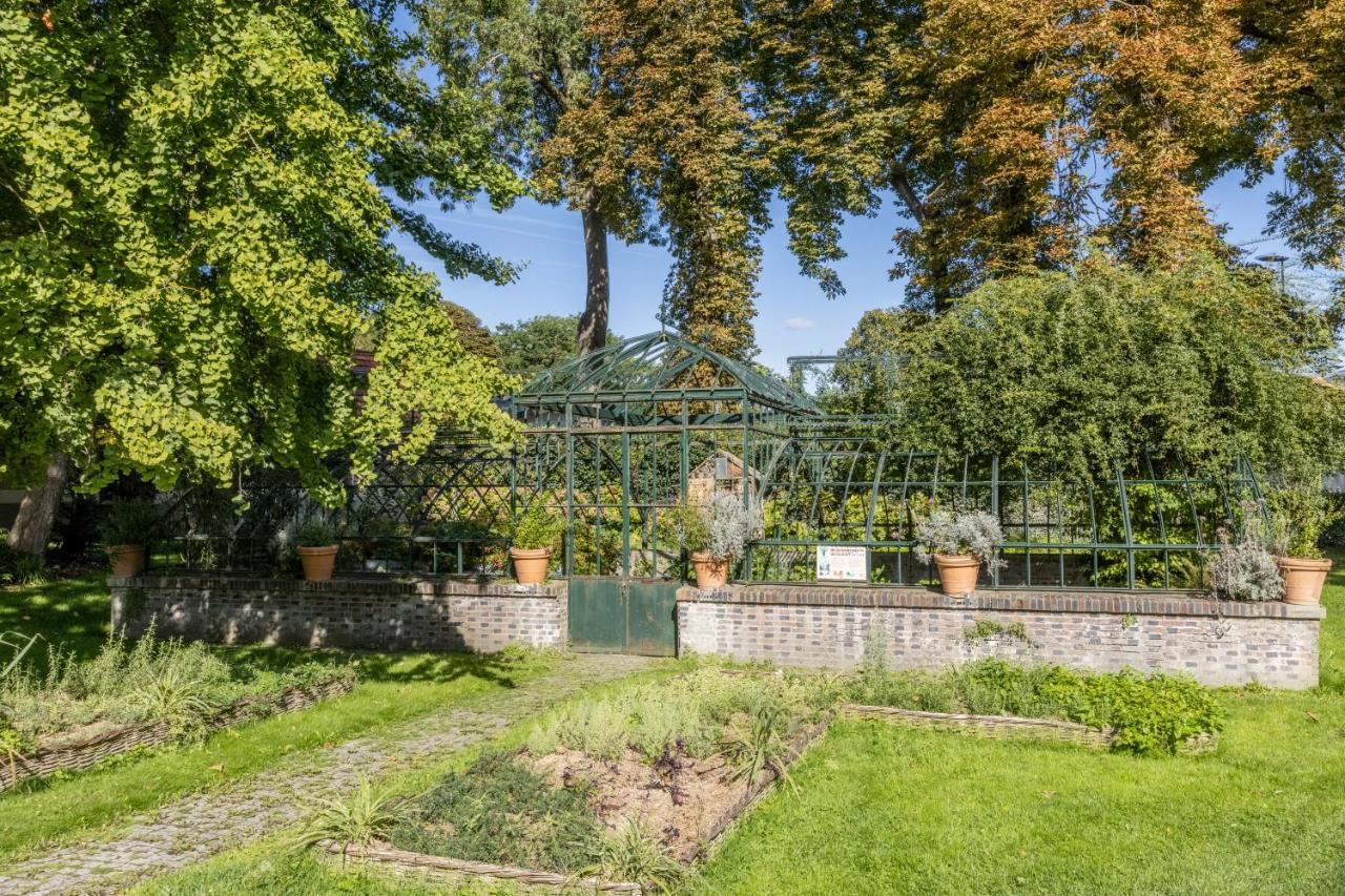 Auberge La Maison Montreau Μοντρέιγ Εξωτερικό φωτογραφία