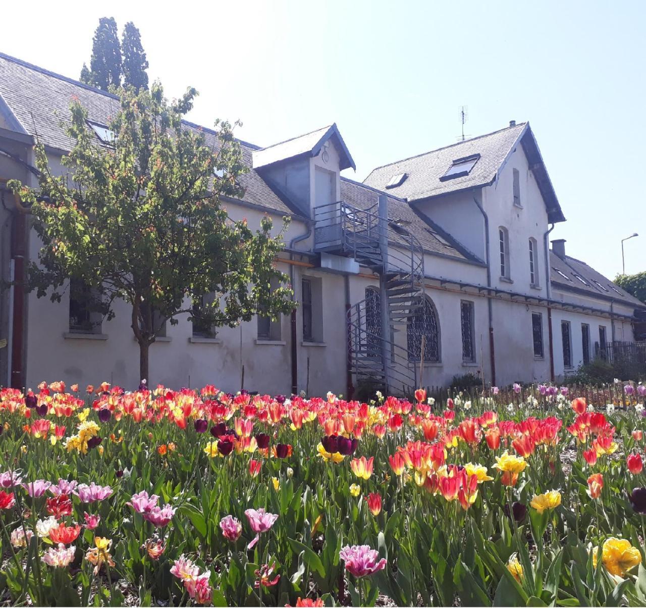 Auberge La Maison Montreau Μοντρέιγ Εξωτερικό φωτογραφία